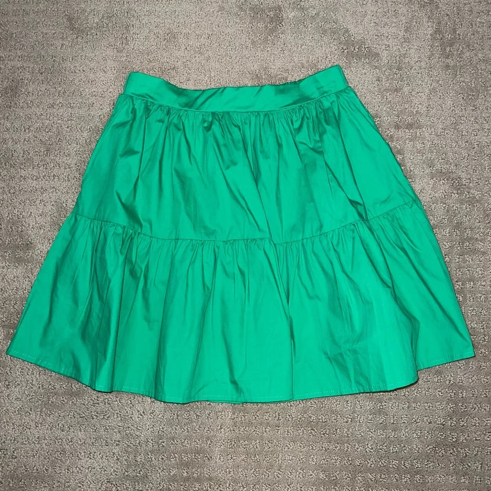 NWT Vestique Green Mini Skirt Size Small